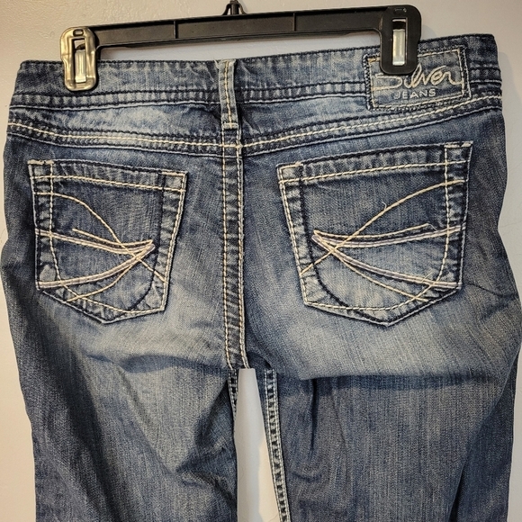 Silver Jeans Women's 28 28/33 Dark Wash Twisted Bootcut Denim - Picture 10 of 11